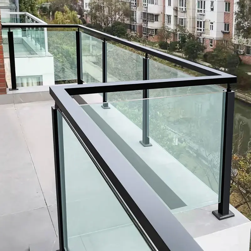Balustrades van gehard glas